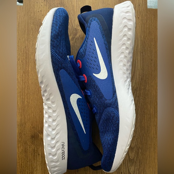 NWOT Nike Legend React Men’s Running Trainers size 11.5 - Picture 2 of 4